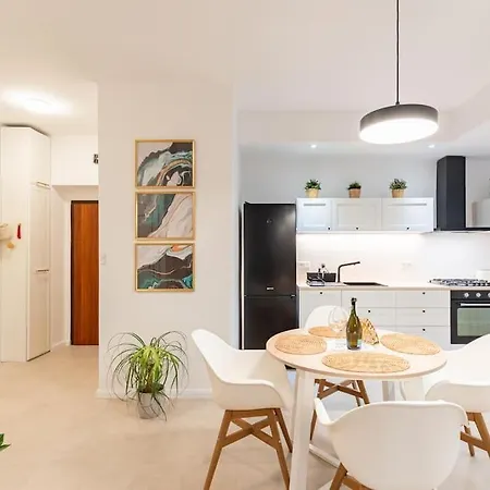 Luxury Apartment On Wilsonova, Close To City Center Bratislava Exterior photo